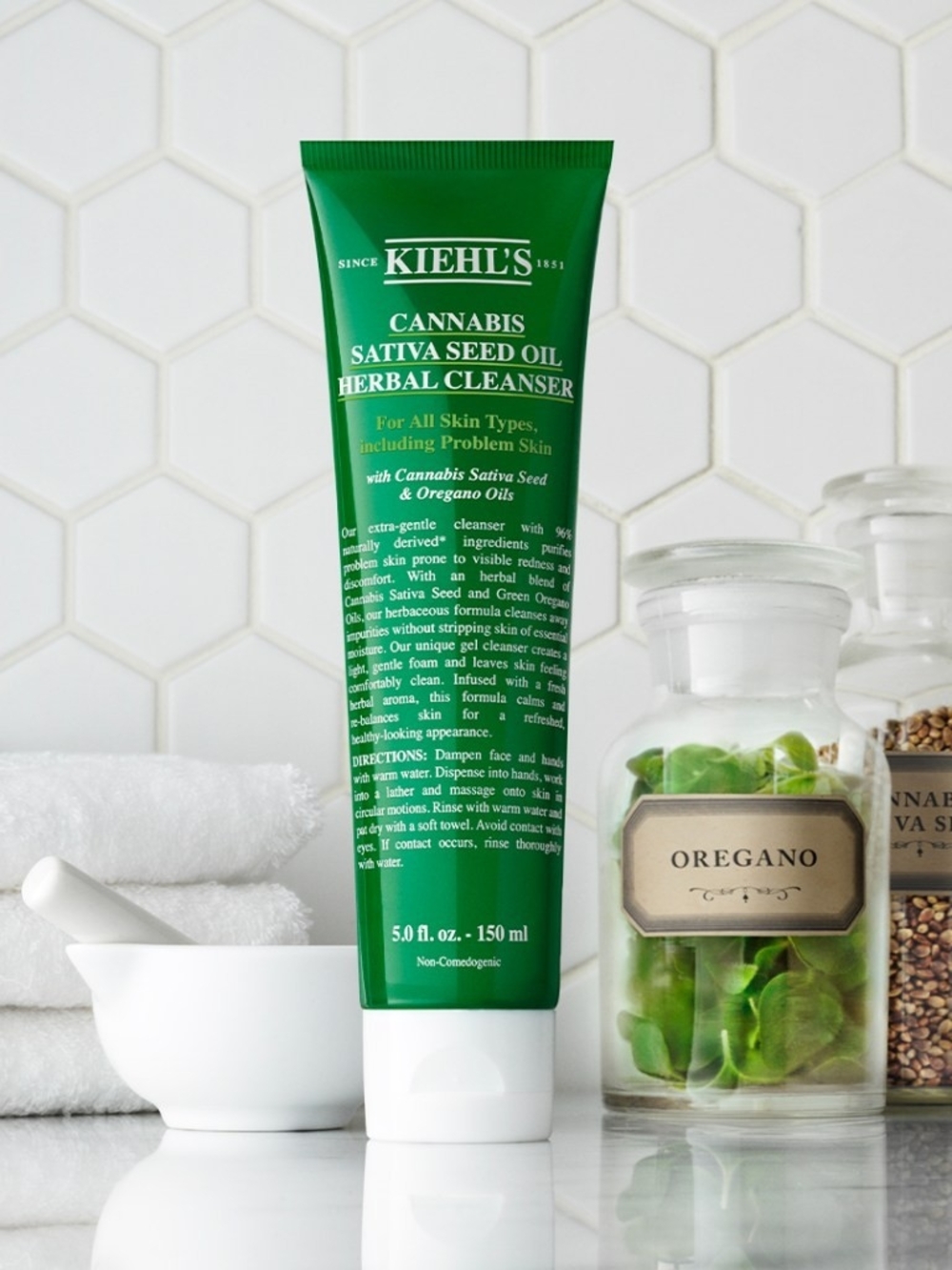 Kiehl's Cannabis Sativa Seed Oil Herbal Cleanser